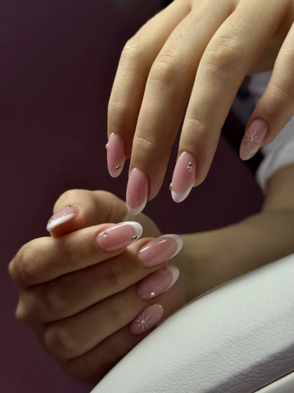 Фото 4 з портфоліо NailsPro
