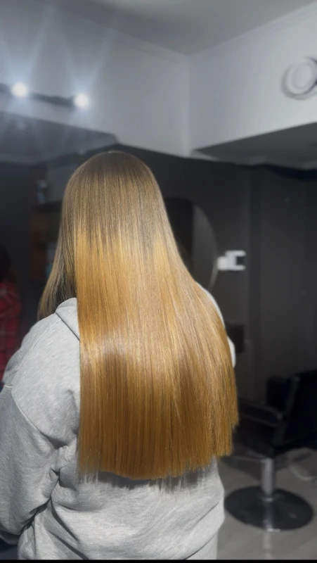 Фото 3 з портфоліо veloura.luxehair